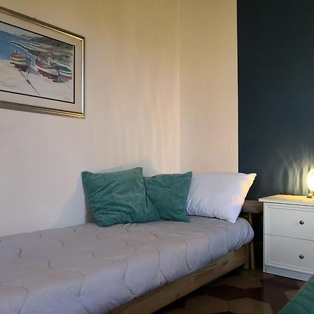 Zia Chiarina Acomodação com café da manhã San Nicolo Gerrei Quarto foto