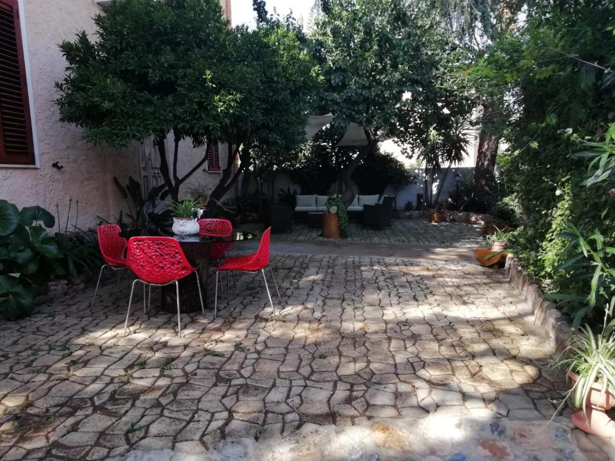 Zia Chiarina Acomodação com café da manhã San Nicolo Gerrei Exterior foto