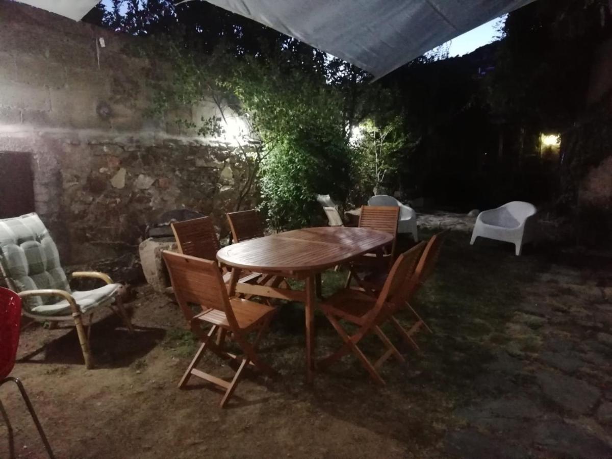 Zia Chiarina Acomodação com café da manhã San Nicolo Gerrei Exterior foto