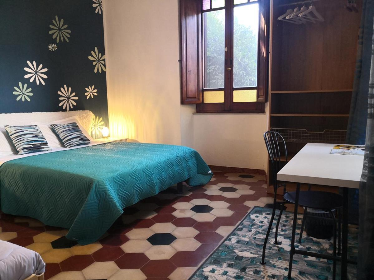 Zia Chiarina Acomodação com café da manhã San Nicolo Gerrei Exterior foto