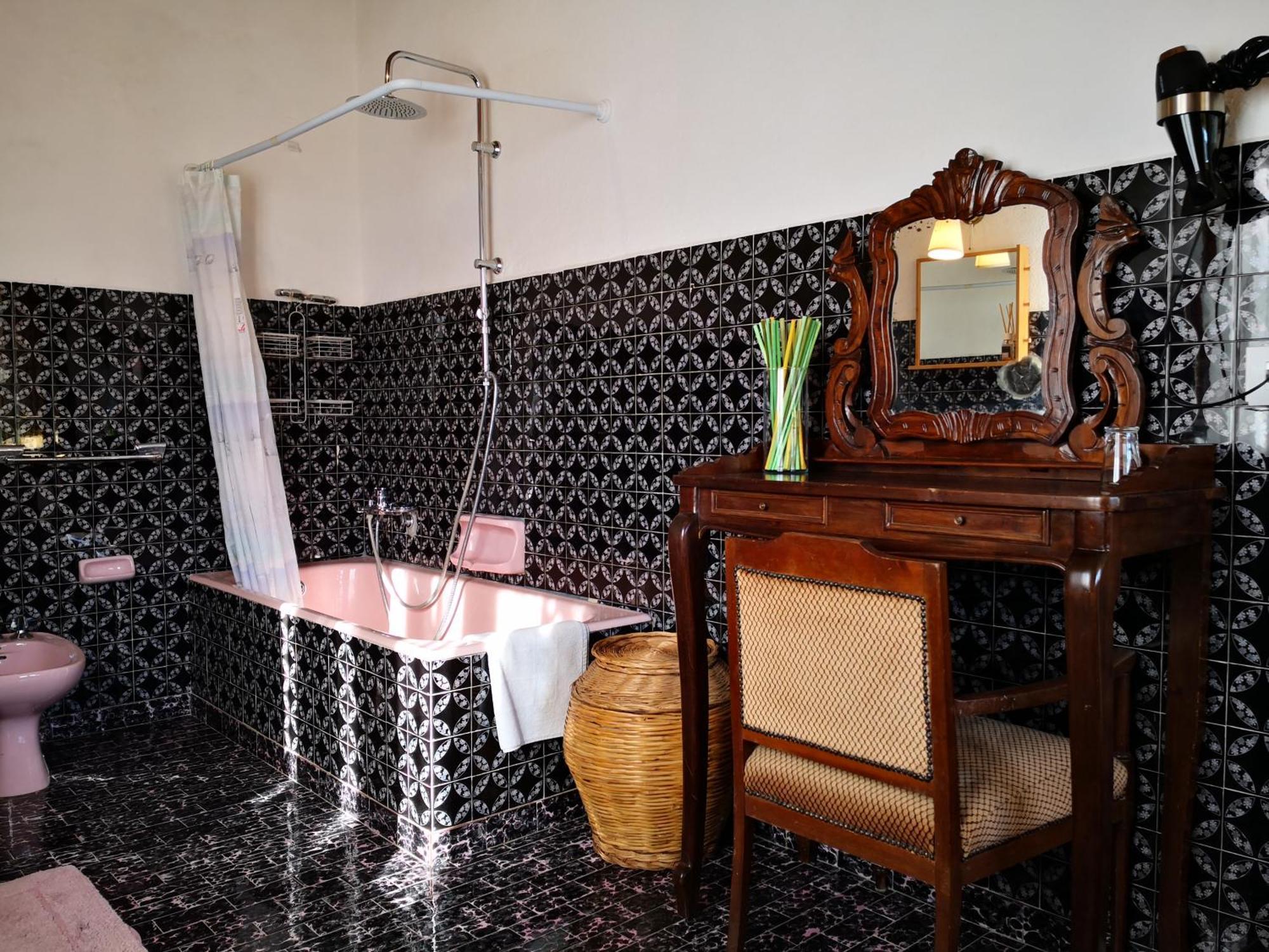 Zia Chiarina Acomodação com café da manhã San Nicolo Gerrei Quarto foto
